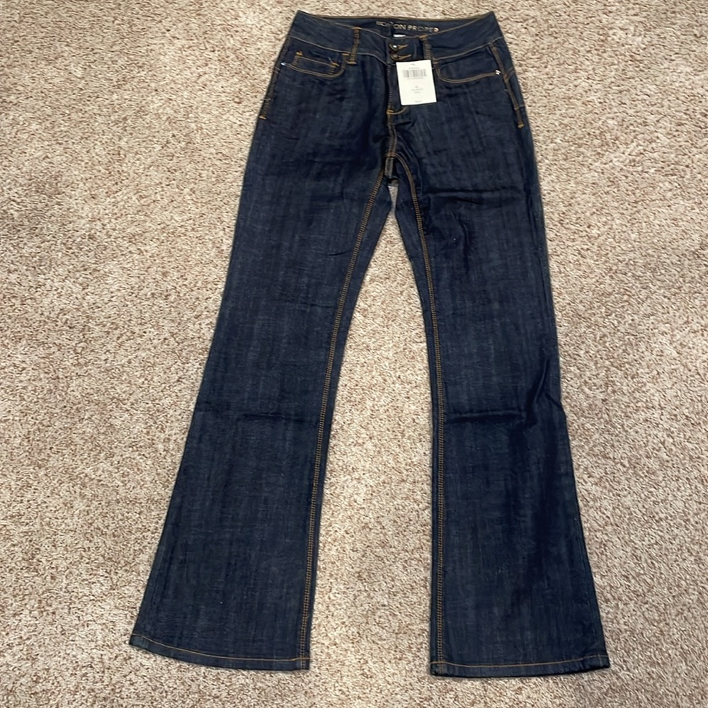 Boston Proper Atrc Slim bootcut - Size 4 - New with Tags